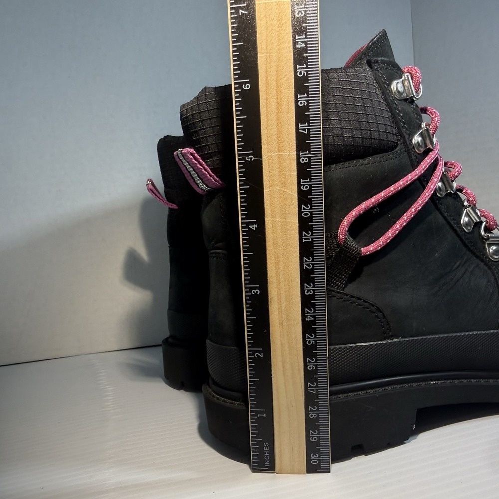 Timberland Outdoors HERITAGE LITE 6IN Boots Waterproof Black Women Sz 6.5 EUC - Picture 12 of 13